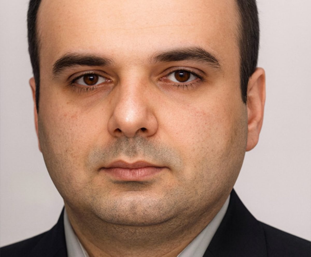 دکتر احمد طهماسبی